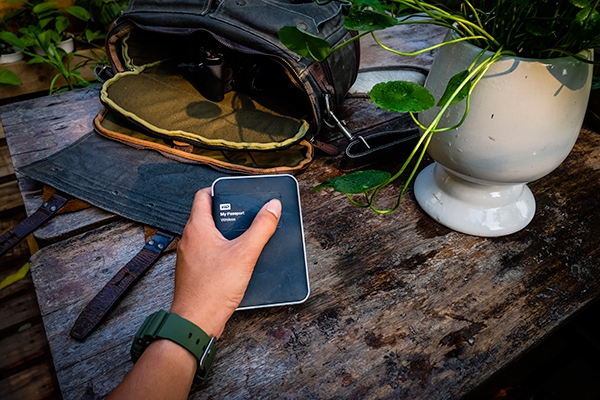 Ổ cứng di động WD My Passport Wireless - Bạn đường tin cậy